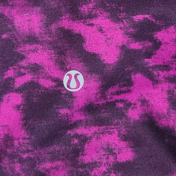 Lululemon magenta & black crop wunder under sz 6 - Picture 8 of 16